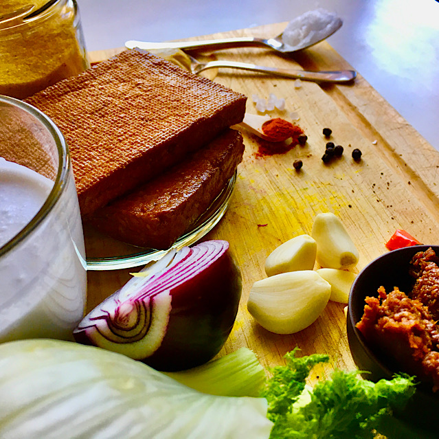 VEGAN POLENTA WITH FENNEL & MARINATED TOFU