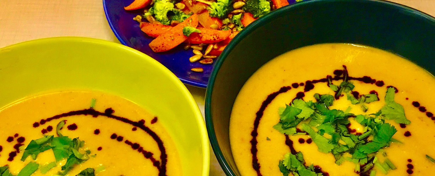 VEGAN CARROT SALAD WITH SUNFLOWER SEEDS & SOUP