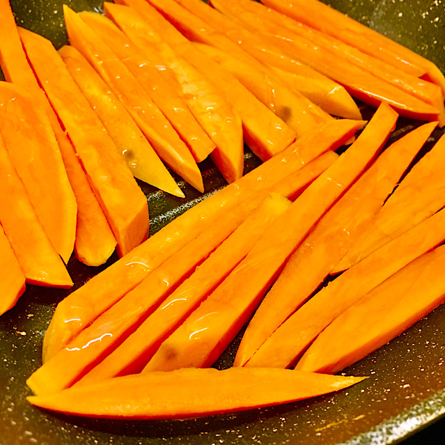 VEGAN SWEET POTATO WITH SUGARED BRUSSELS SPROUTS & RADISH