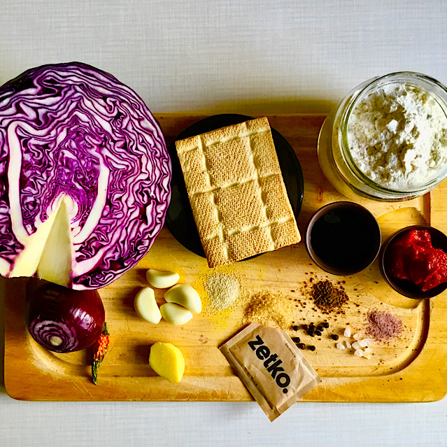 VEGAN STEAMED BUNS WITH CABBAGE STEW & TOFU