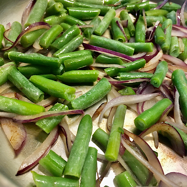 VEGAN RICE WITH SOYA CHUNKS & OTHER BEANS