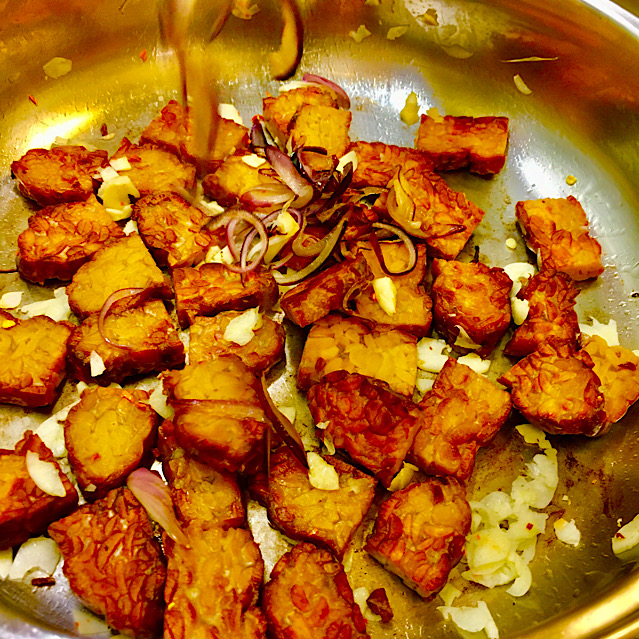 VEGAN CELERY ROOT MASH WITH ZUCCHINI SALAD & TEMPEH