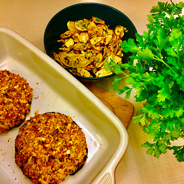 VEGAN ROOT CRISPS WITH TOFU & PORTOBELLO MUSHROOMS