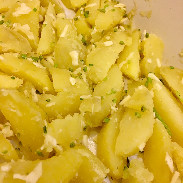 VEGAN GARLIC POTATOES WITH GRILLED PUMPKIN & SESAME