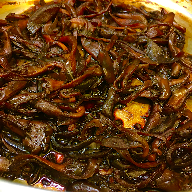 VEGAN PARSLEY ROOT MASH WITH OYSTER MUSHROOMS & RADISH SALAD