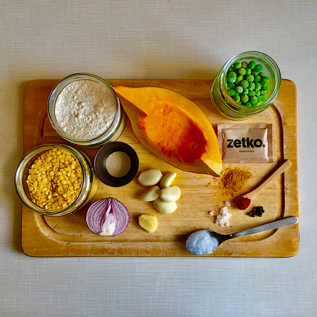 VEGAN NAAN BREAD WITH LENTILS & PUMPKIN